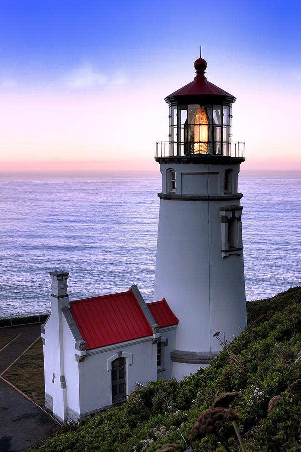 Heceta Head Lighthouse Photograph by King Wu | Fine Art America