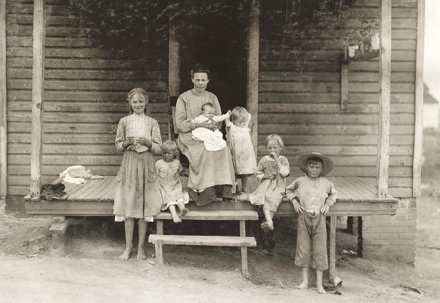 Hine Poverty, 1911 Photograph by Granger - Fine Art America