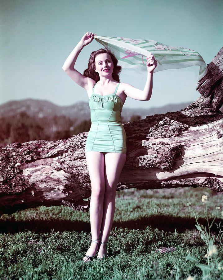 Jeanne Crain #4 Photograph by Silver Screen
