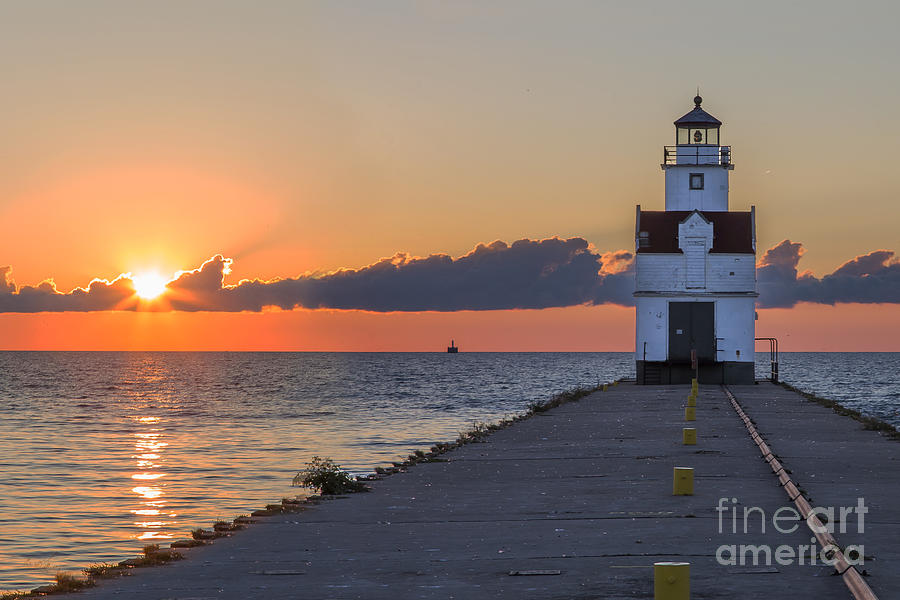 Kewaunee Pierhead Lighthouse #4 Photograph by Twenty Two North ...