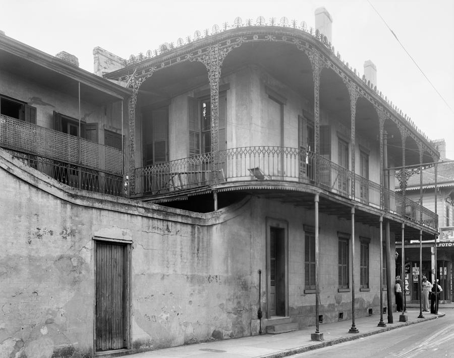 New Orleans Building #4 Photograph by Granger