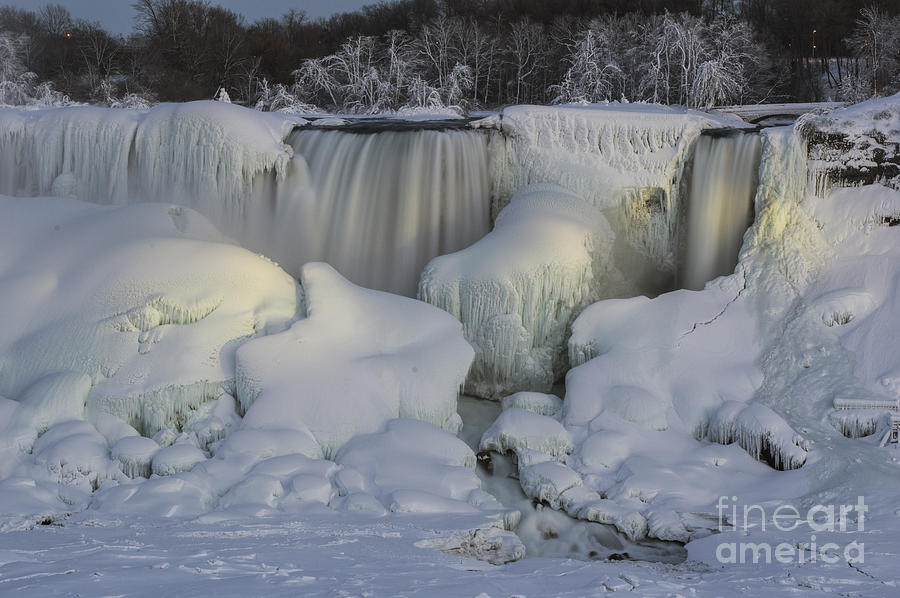 Niagara Falls Frozen #4 Photograph by JT Lewis