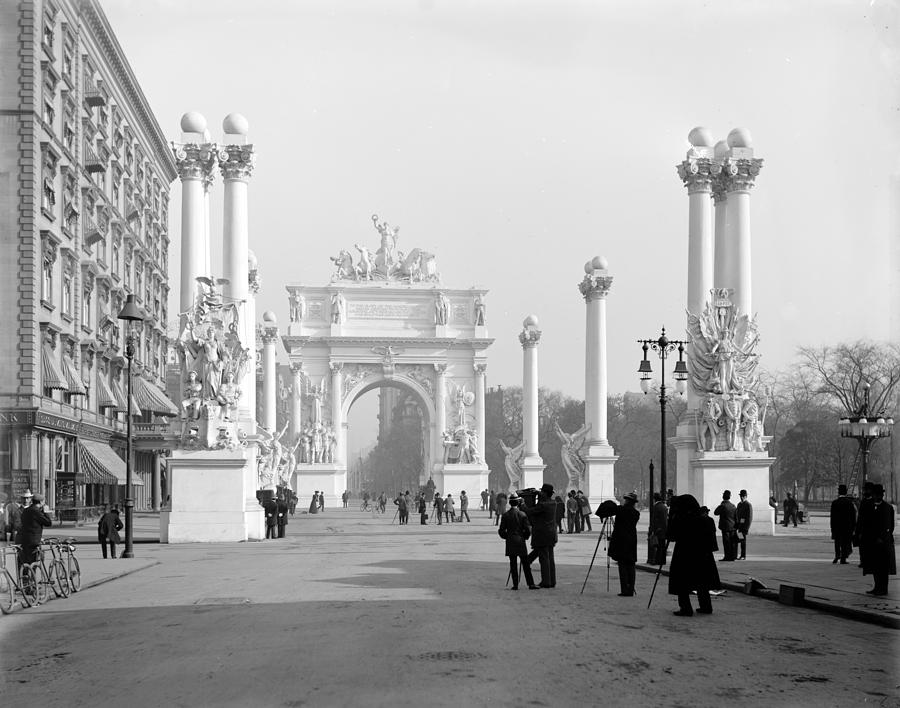 Nyc, Madison Square, Dewey Arch #4 Photograph by Science Source