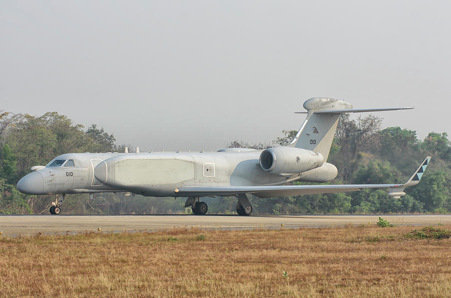 Royal Singapore Air Force G-550 #4 Photograph by Giovanni Colla