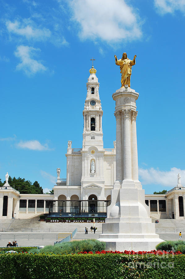 Sanctuary of Fatima Photograph by Luis Alvarenga - Fine Art America