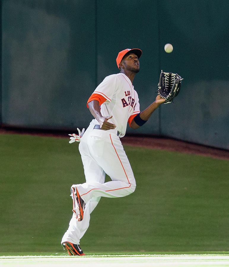 Seattle Mariners V Houston Astros Photograph by Bob Levey Seattle Mariners V Houston Astros Photograph by Bob Levey