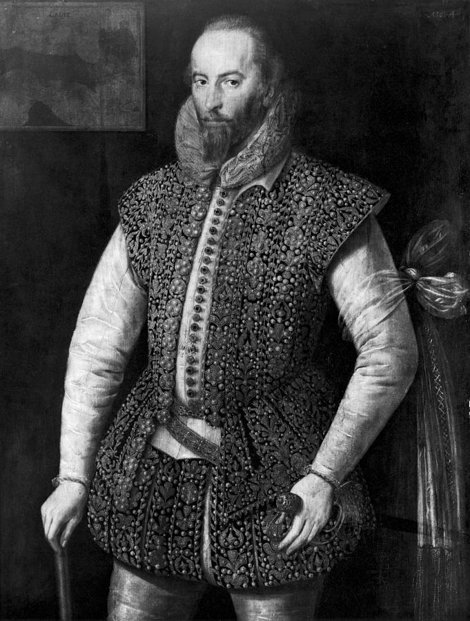 Sir Walter Raleigh (1552-1618) #4 Painting by Granger Sir Walter Raleigh (1552-1618) #4 Painting by Granger