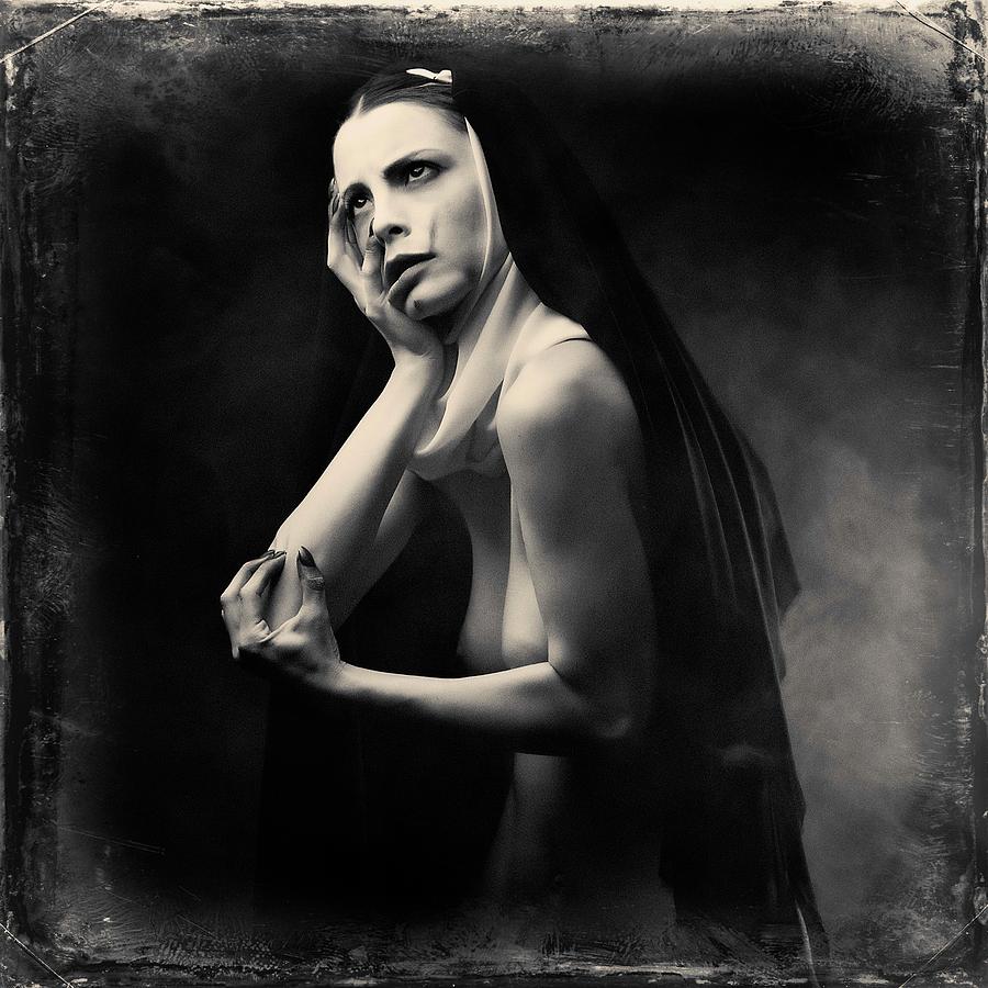 Nude Photograph - Untitled #4 by Alexandra Fira