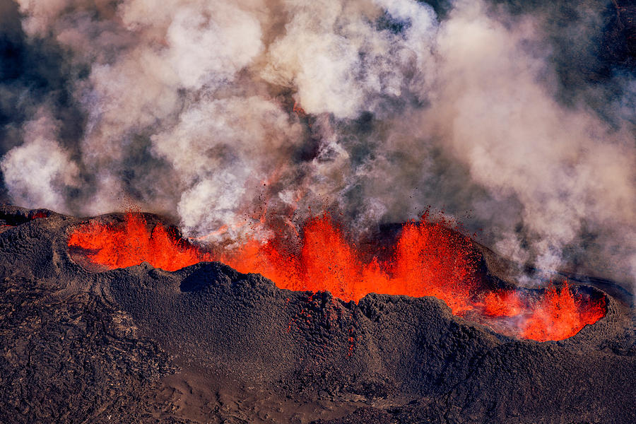 Volcano Eruption At The Holuhraun Photograph By Panoramic Images - Fine 