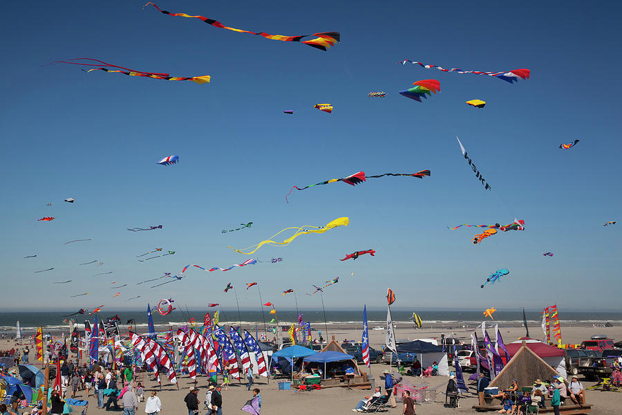 Wa, Long Beach, International Kite Photograph by Jamie and Judy Wild ...