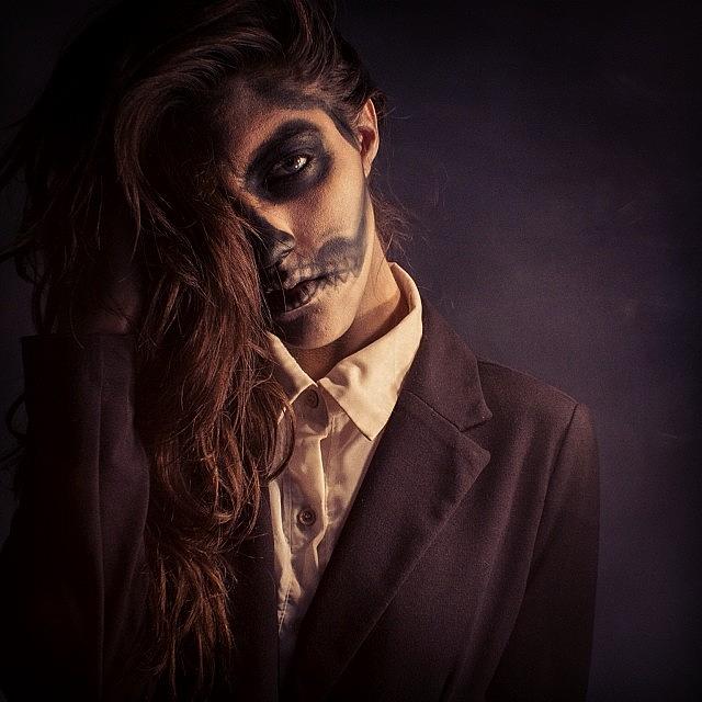 Skull Photograph - Instagram Photo #14 by Arantxa Valladares
