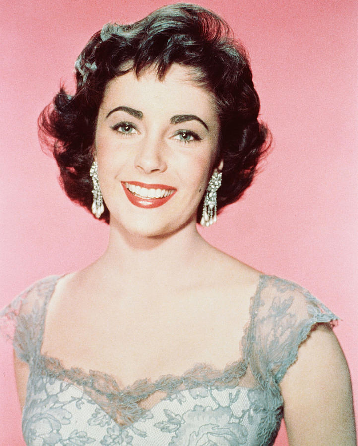 Elizabeth Taylor Photograph by Silver Screen - Fine Art America