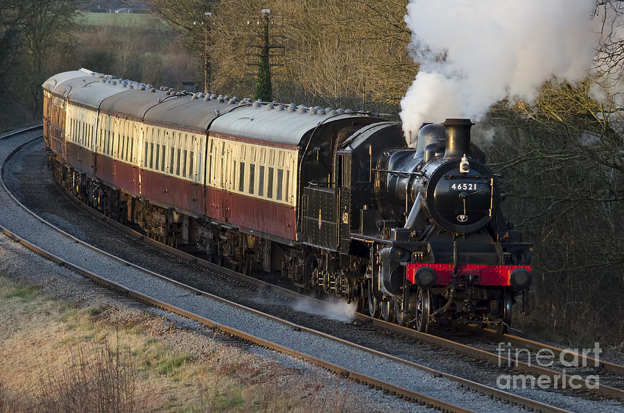 46521 Kinchley curve Photograph by Steev Stamford