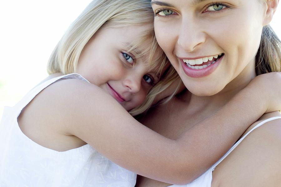 Human Photograph - Mother And Daughter by Ian Hooton/science Photo Library Human Photograph - Mother And Daughter by Ian Hooton/science Photo Library