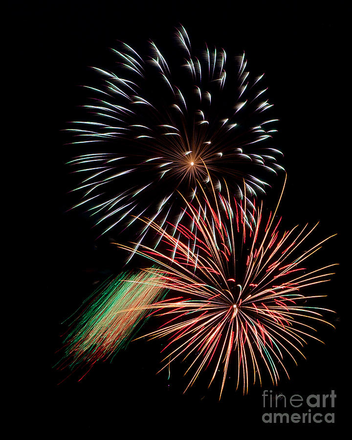 Fireworks Photograph - RVR Fireworks 2013 #48 by Mark Dodd