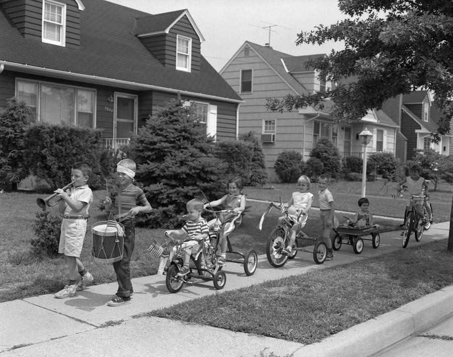 4th Of July Bike Parade Of Boys Photograph by H. Armstrong Roberts/ClassicStock