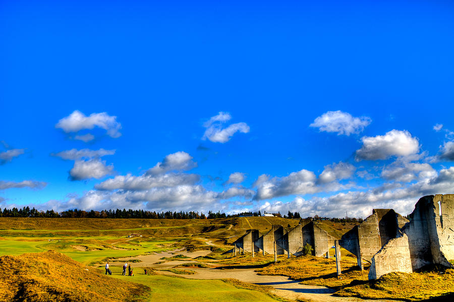 #18 at Chambers Bay Golf Course  #18 Photograph by David Patterson