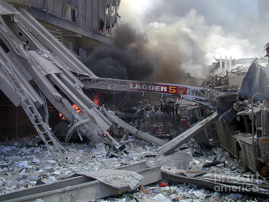 New York City Photograph - 9-11-01 WTC Terrorist Attack #5 by Steven Spak
