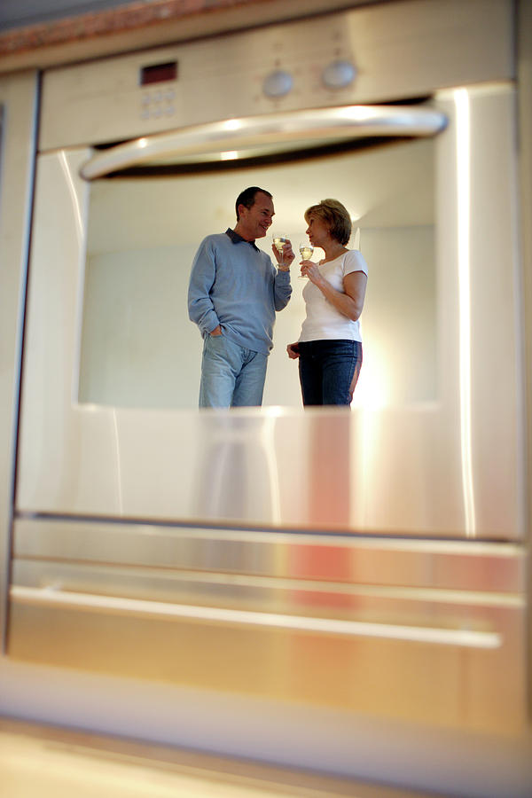 Couple Drinking Wine Photograph By Ian Hooton Science Photo Library