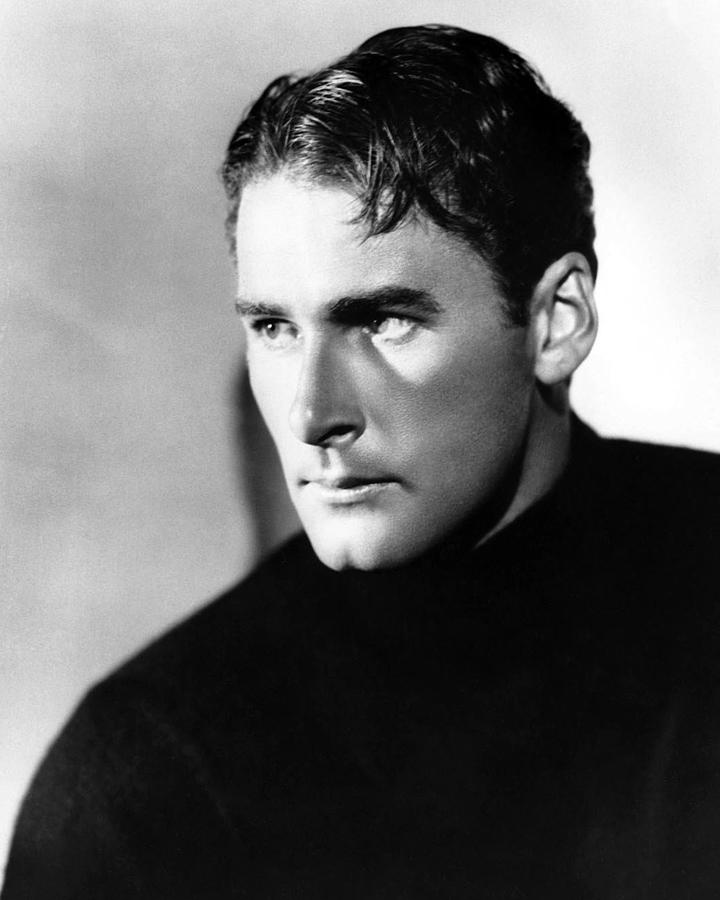 Errol Flynn Photograph by Silver Screen - Fine Art America