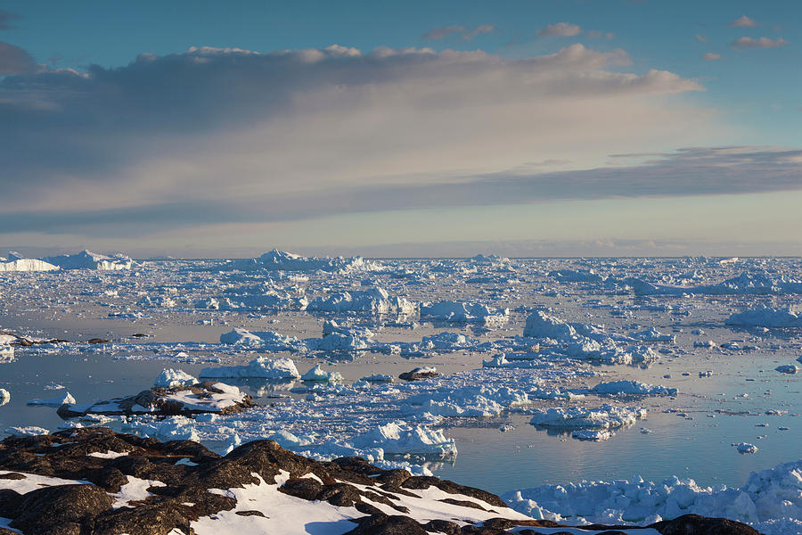 Greenland, Disko Bay, Ilulissat Photograph by Walter Bibikow - Fine Art ...