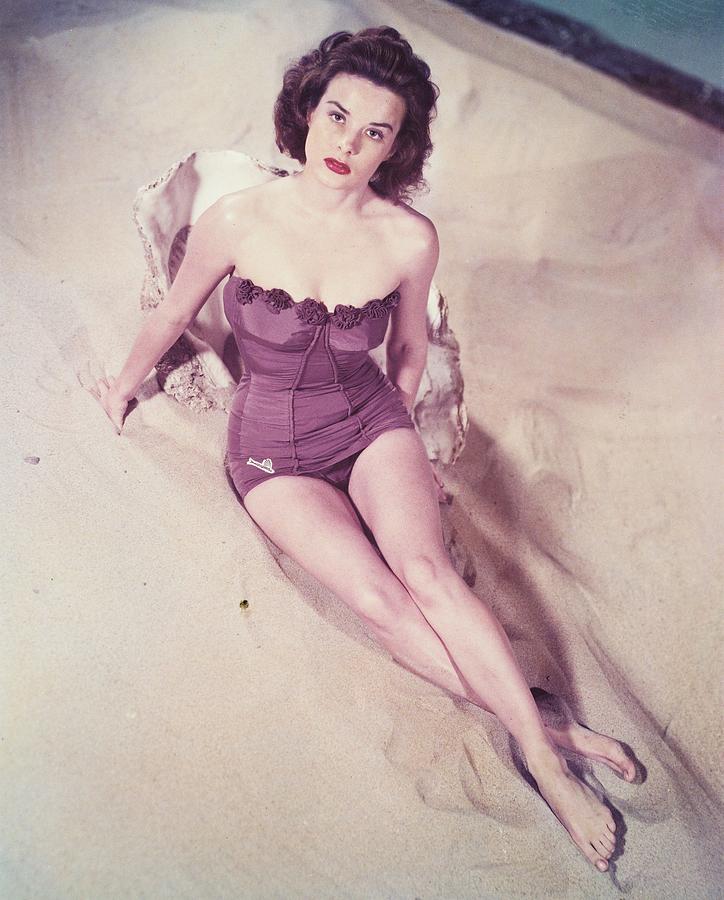Jean Peters Photograph - Jean Peters by Silver Screen.