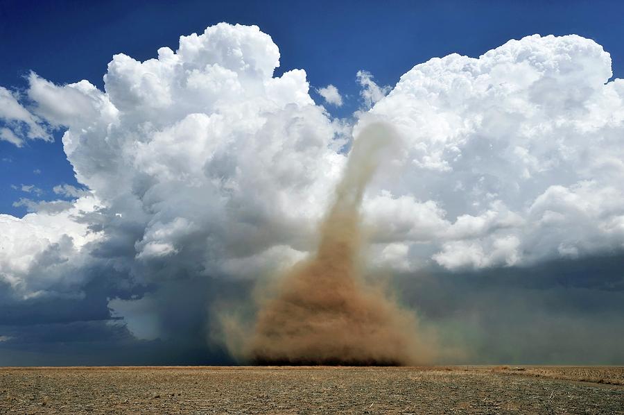 5-landspout-tornado-jim-reed-photography