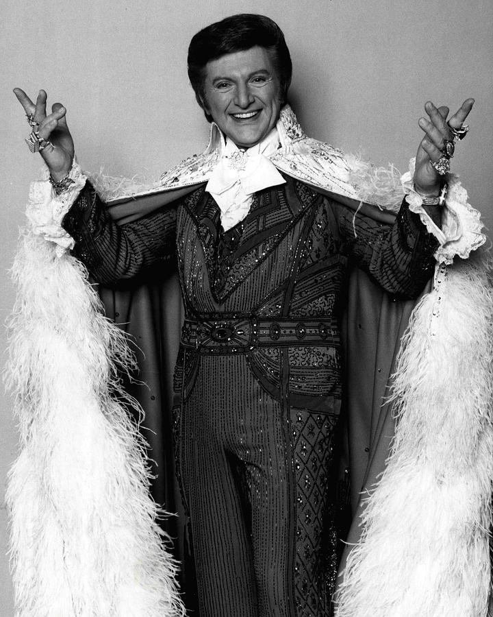 Liberace #5 Photograph by Retro Images Archive