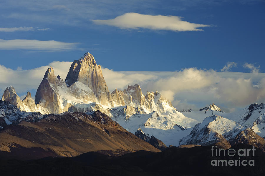 Mount Fitzroy, Argentina #5 Photograph by John Shaw