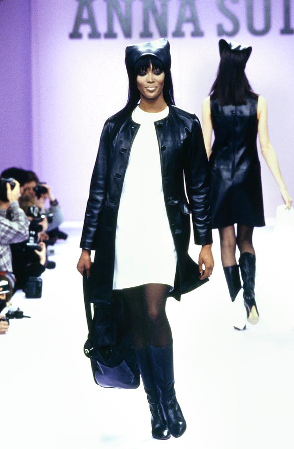 Naomi Campbell On A Runway For Anna Sui #5 Photograph by Guy Marineau