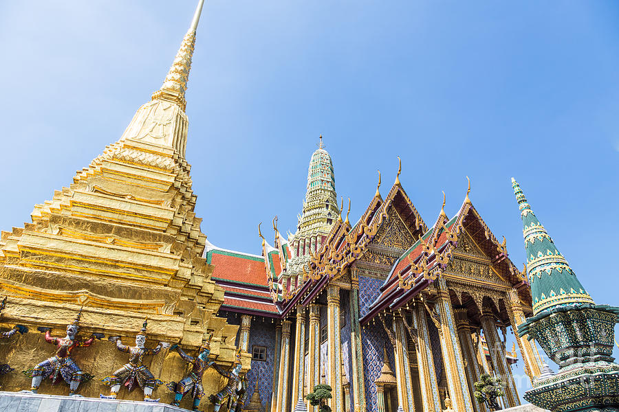 Stunning Wat Phra Kaew #5 Photograph by Didier Marti