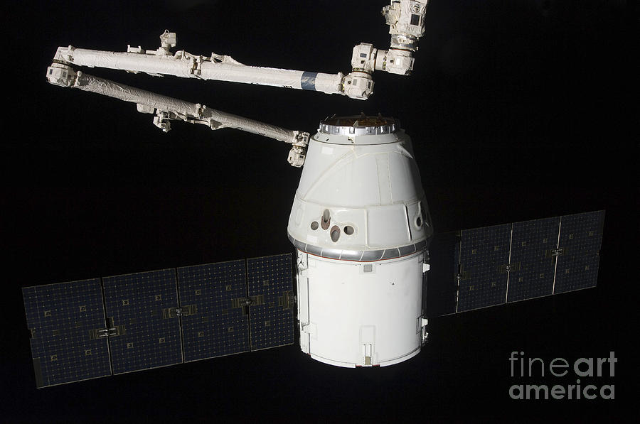 The Spacex Dragon Cargo Craft Photograph by Stocktrek Images - Fine Art ...