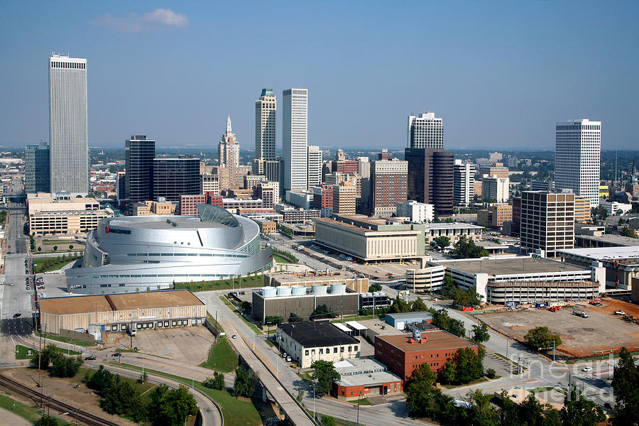 Tulsa Oklahoma Skyline Photograph by Bill Cobb