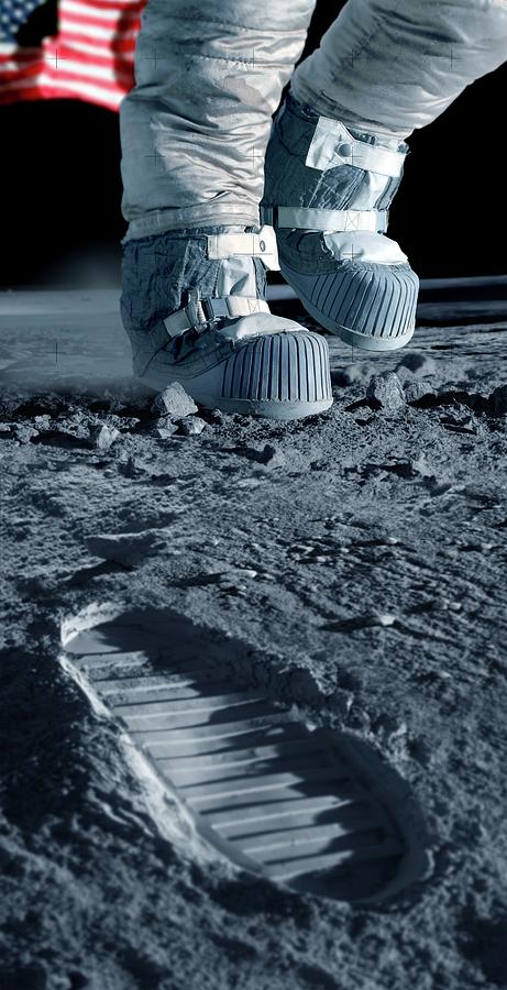 Walking On The Moon #5 Photograph by Detlev Van Ravenswaay