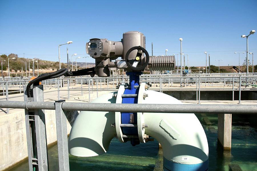 Water Treatment Plant #5 Photograph by Photostock-israel/science Photo Library