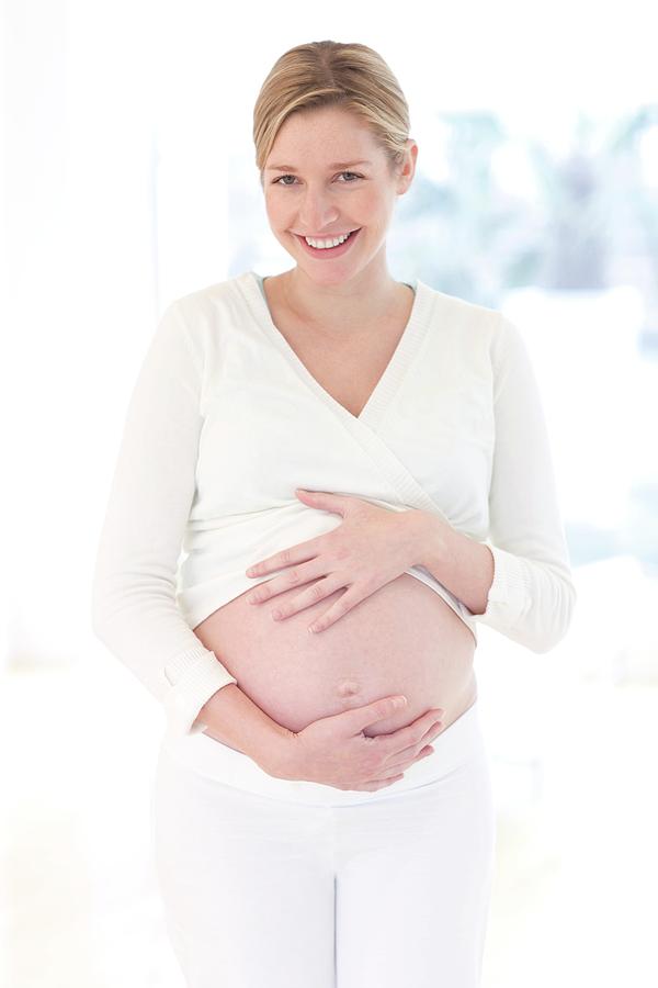 Pregnant Woman Photograph By Ian Hooton Science Photo Library Fine