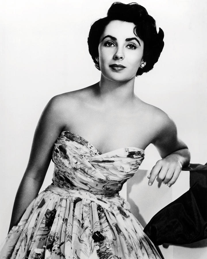 Elizabeth Taylor Photograph by Silver Screen - Fine Art America