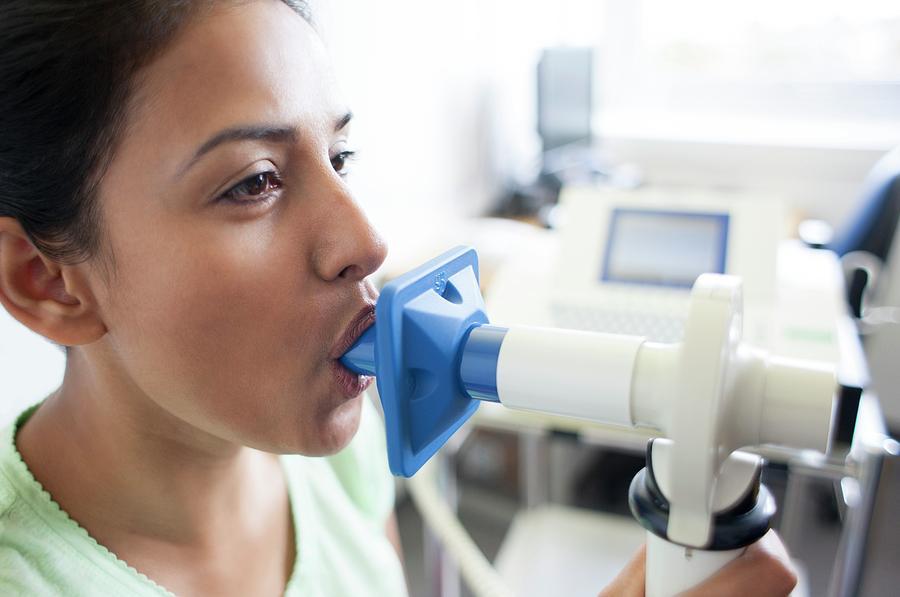 Lung Function Test #6 Photograph by Science Photo Library