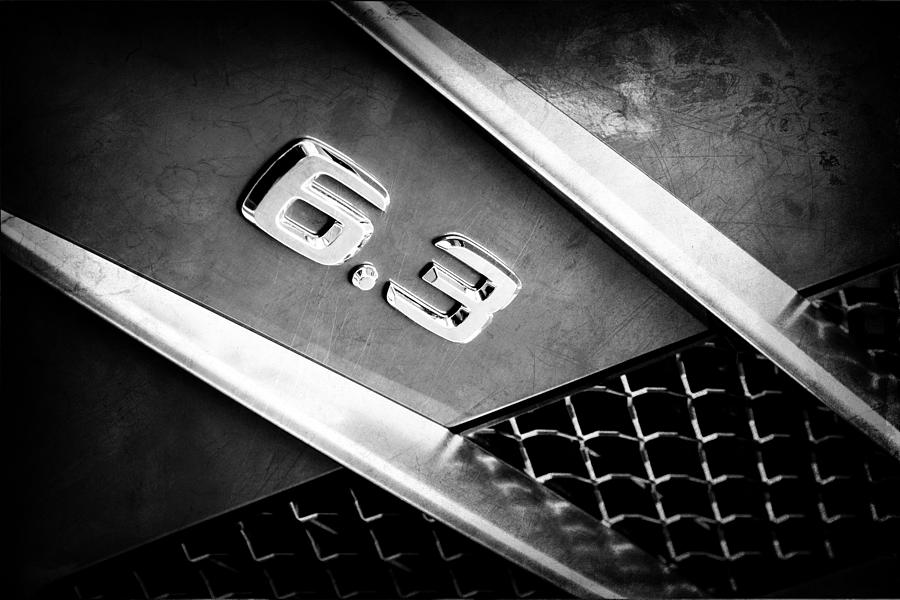 Mercedes-Benz 6.3 Gullwing Emblem #6 Photograph by Jill Reger