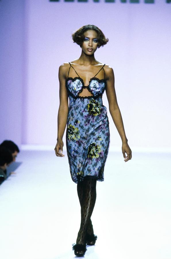 Naomi Campbell On A Runway For Anna Sui Photograph by Guy Marineau