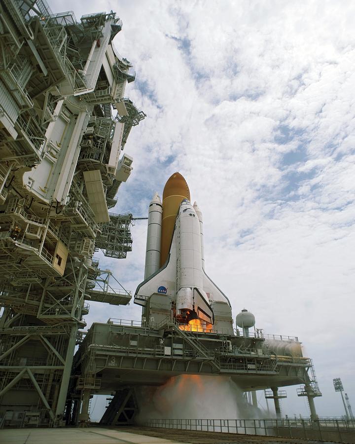 Space Shuttle Final Flight #6 Photograph by Nasa/science Photo Library