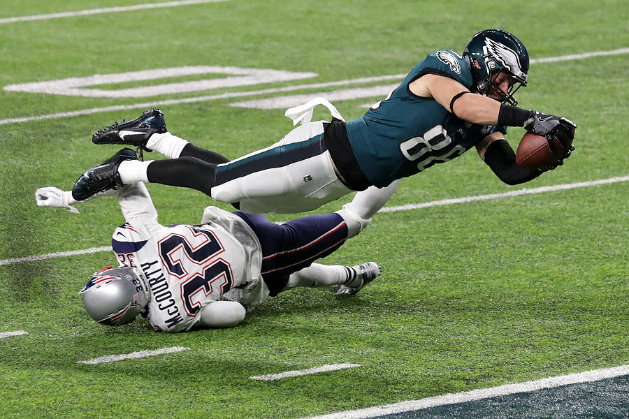 Super Bowl LII - Philadelphia Eagles v New England Patriots #6 Photograph by Streeter Lecka