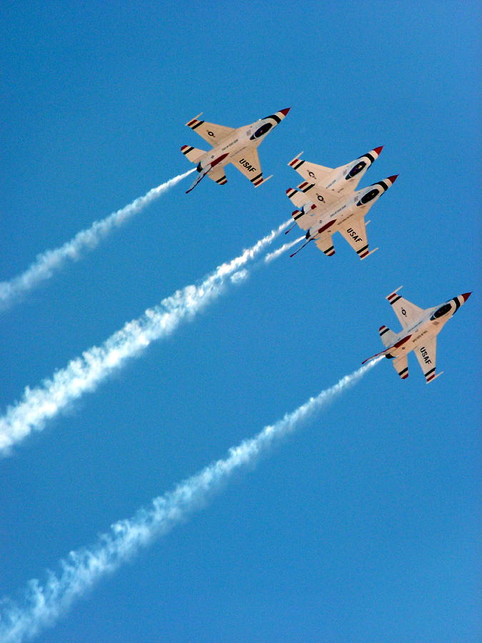 USAF Thunderbirds #6 Photograph by Jeff Lowe