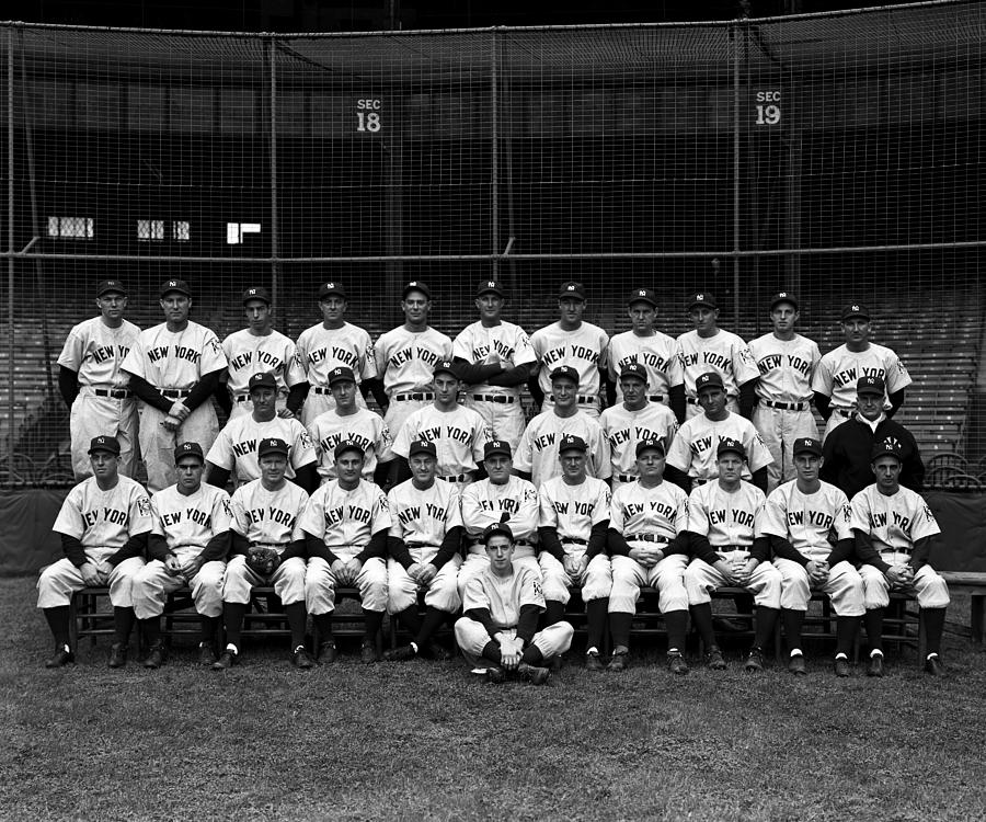New York Yankees #7 Photograph by Kidwiler Collection
