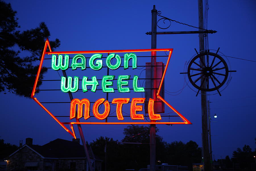 Tree Photograph - Route 66 - Wagon Wheel Motel 2012 by Frank Romeo