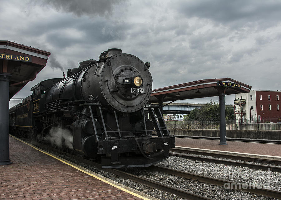 Train Photograph - #734 Cumberland #734 by Terry Rowe