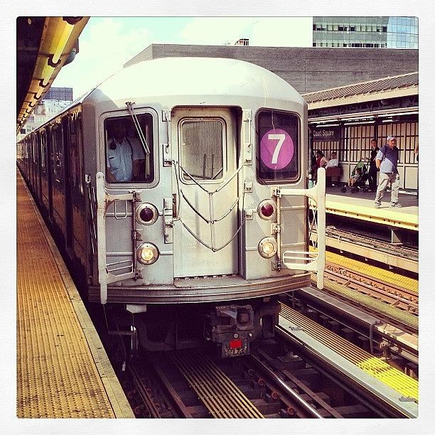 New York City Photograph - #7train #nyc #subway #queens Photo © by Daniel Rivera