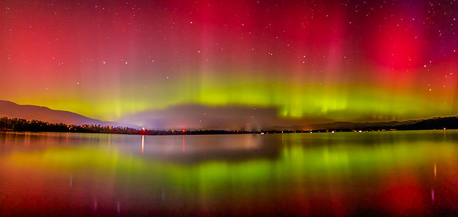 Aurora Borealis Photograph - 8-27-2014-1 by Kirk Miller