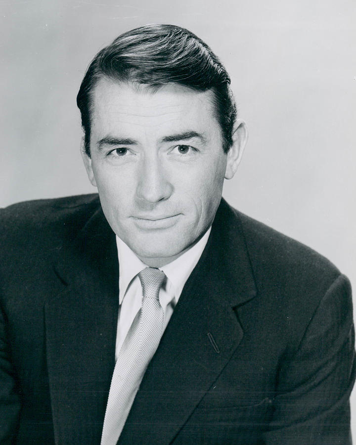 Gregory Peck Photograph by Silver Screen - Fine Art America