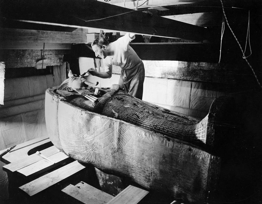 Howard Carter (1873-1939) #8 Photograph by Granger